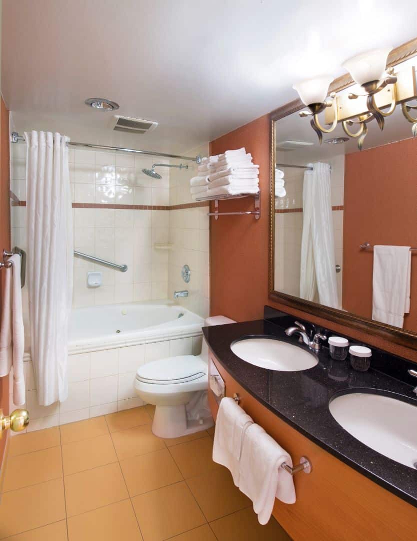 large king bedroom suite