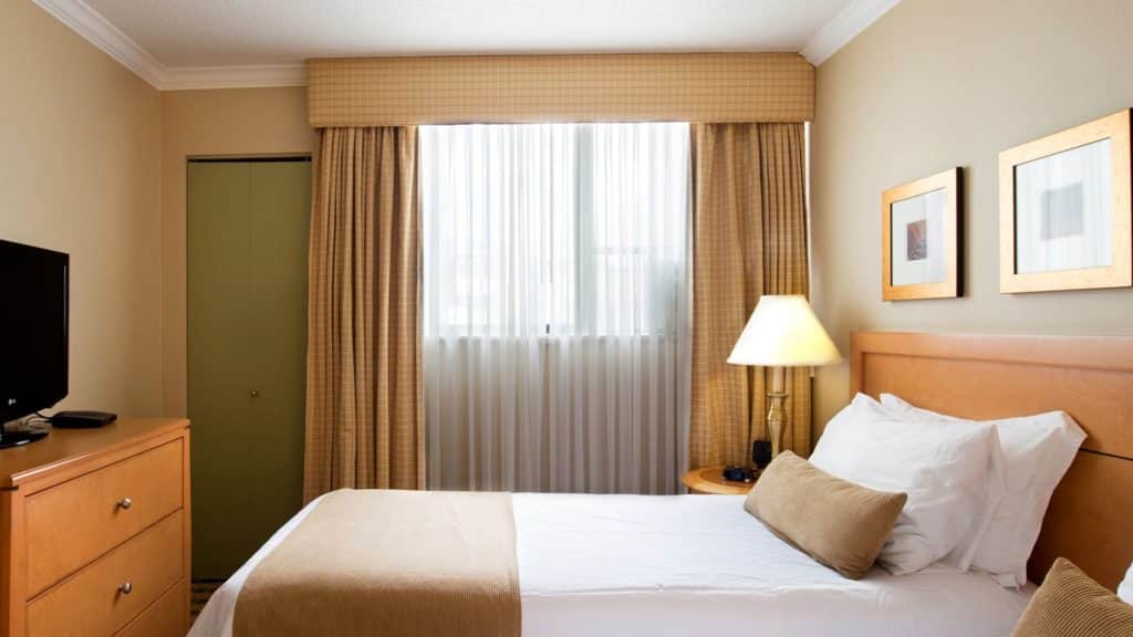 2 twin bed rooms