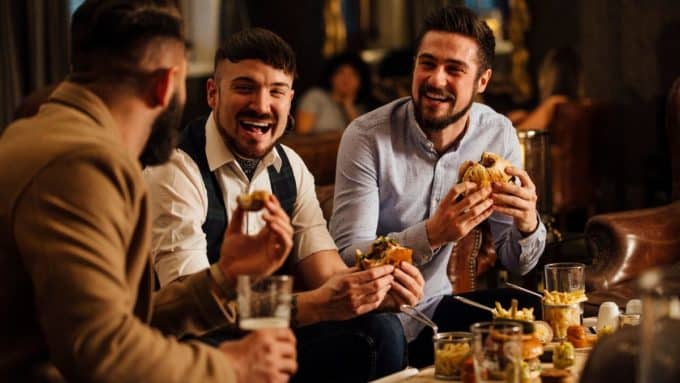 late-night-eating-with-friends